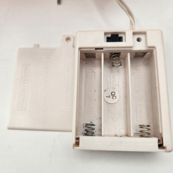 2001 Disney Store Tigger Drummer Plush 11.5" Musical Motion Activated Christmas - Picture 12 of 16